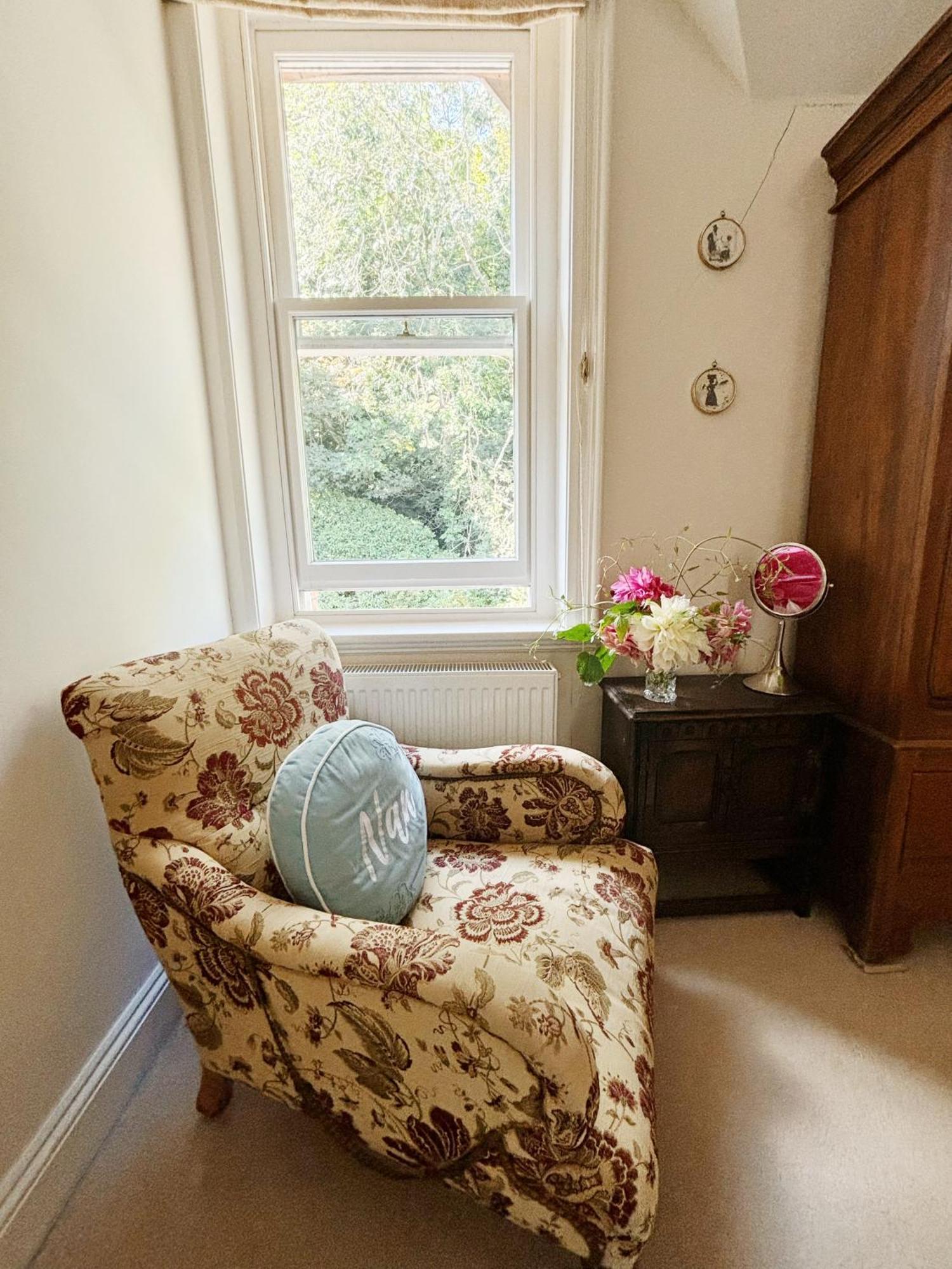 Spacious Town-Centre Apartment With Stunning Views Great Malvern Extérieur photo